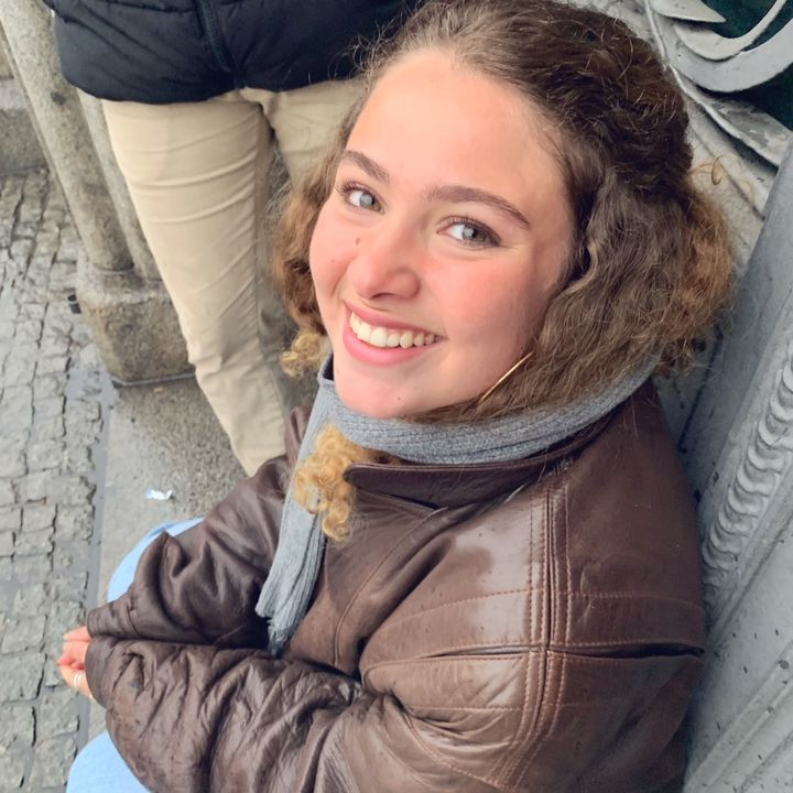 Profile Picture of ceci!!!! (@ceciliaceciliae) on Tiktok