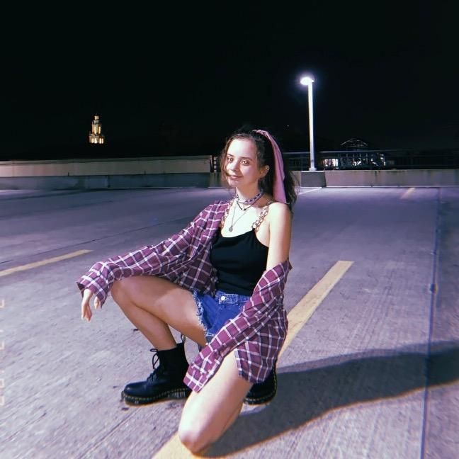 Profile Picture of dani (@dxniela) on Tiktok