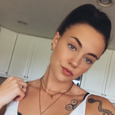 Profile Picture of Del 🌶 (@DelaneyBernard) on Twitter