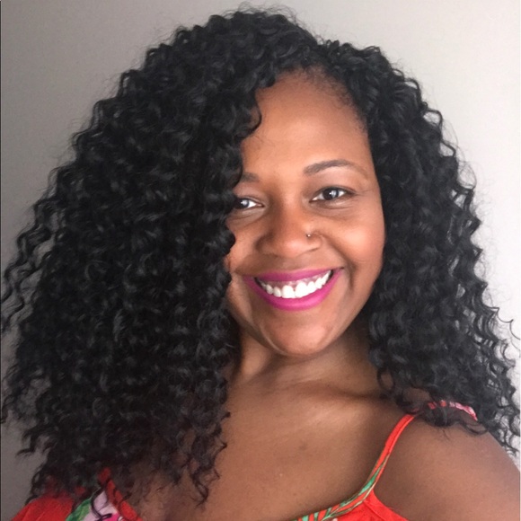 Indira Manual - Poshmark Profile Picture of Indira Manual (@imanual77) on Poshmark