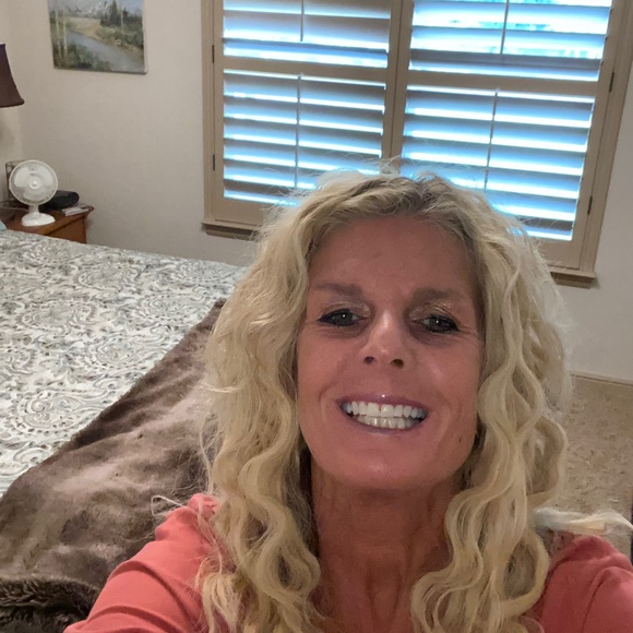 Profile Picture of Kerry Mcsperrin (@kmcsperrin) on Poshmark