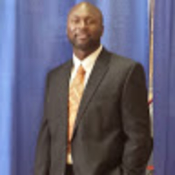 Profile Picture of Daron Brown (@daronbrown79) on Poshmark