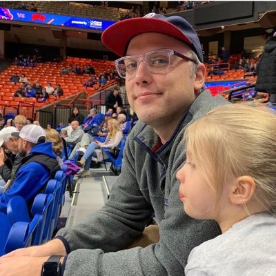 Profile Picture of Maybe: Scott (@ascottwriterwu) on Twitter