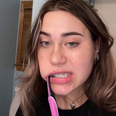 Profile Picture of Claire Reinhardt (@ClaireRein3) on Twitter