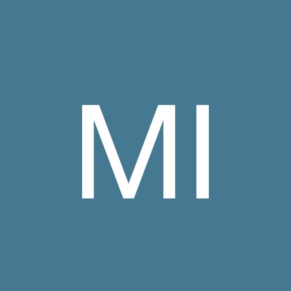 Profile Picture of Merrills Imming (@ptwcbvmqr) on Poshmark