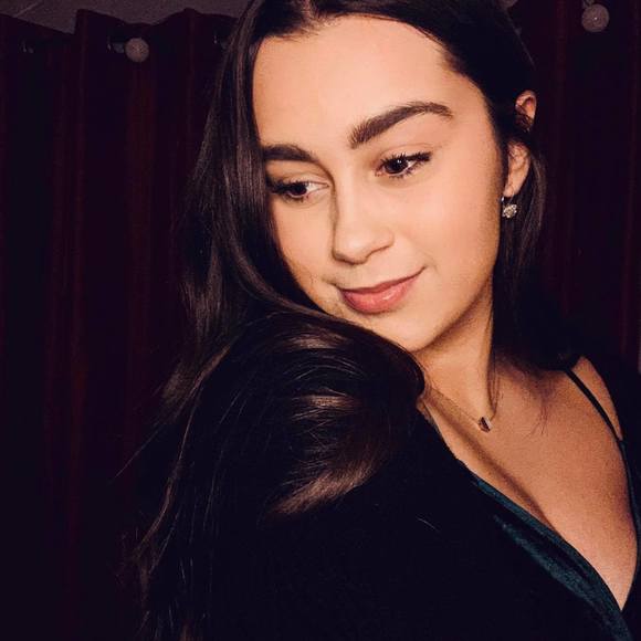 Profile Picture of Mylene Heppell (@mheppell2004) on Poshmark