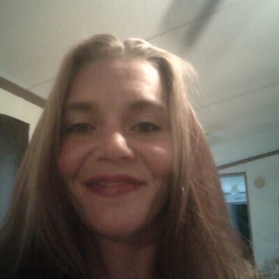 Profile Picture of Jennifer Bolin (@jbolin83) on Twitter