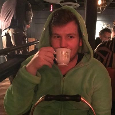 Profile Picture of Alex King (@AlexWhitKing) on Twitter