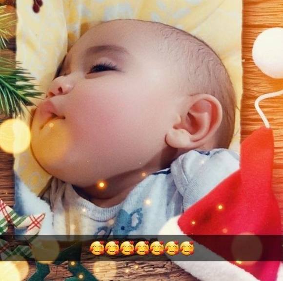 Profile Picture of Anaise Idrovo (@anaise) on Poshmark