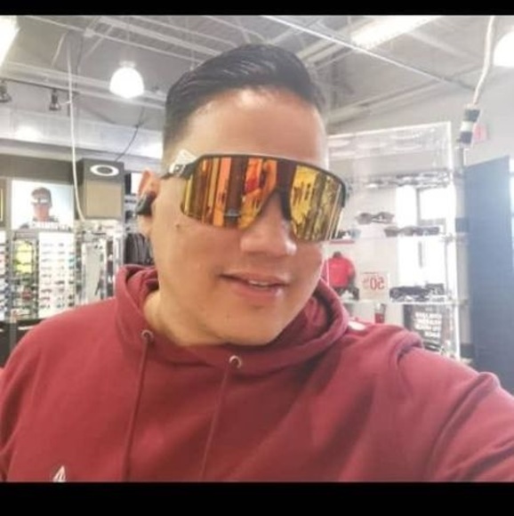 Profile Picture of Will Rodriguez (@willrodriguez83) on Poshmark