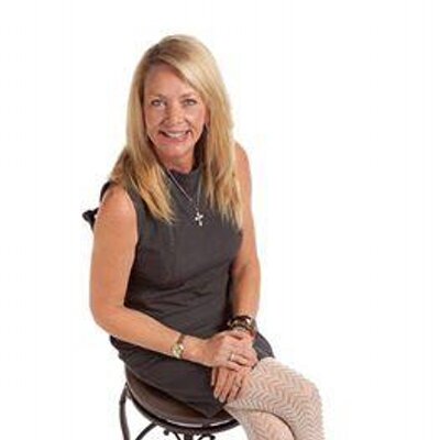 Profile Picture of Leslie Stringer (@adgirl537) on Twitter