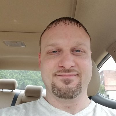 Profile Picture of david daviau (@Daveyboy388) on Twitter