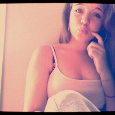 Profile Picture of Danielle Thatcher (@Dani_babie_xo) on Twitter