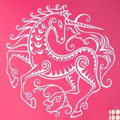 Profile Picture of Hillary JW Perez (@hillynotweet) on Twitter