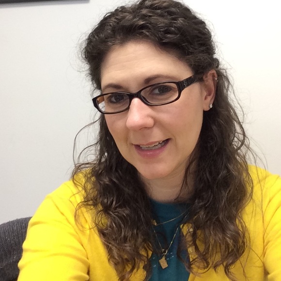 Profile Picture of Heather Cywinski (@jachdc) on Poshmark