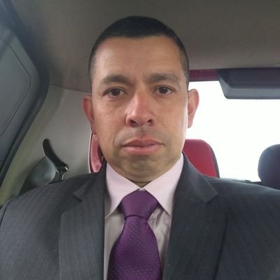 Profile Picture of Jose Vicente Barrera (@poli31897) on Twitter