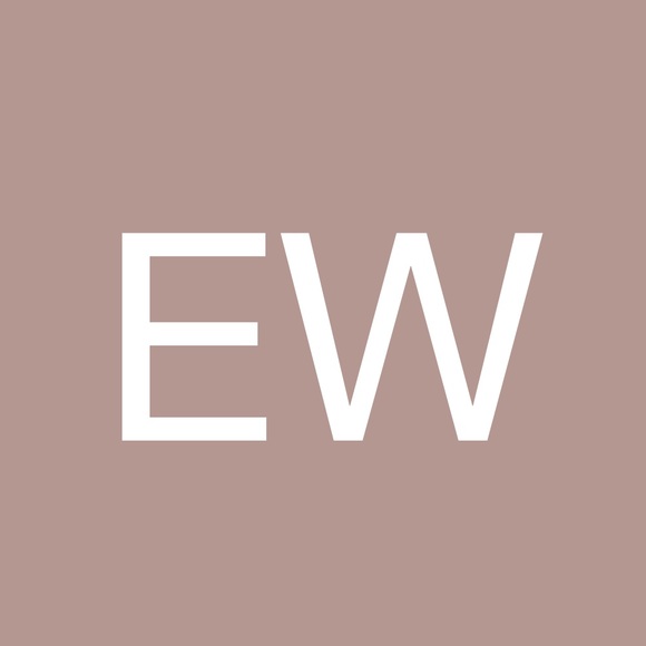 Profile Picture of Eloise Williams (@emkw01) on Poshmark