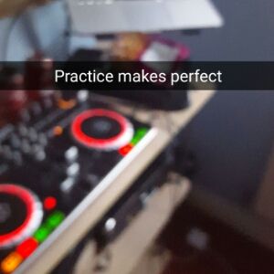Profile Picture of Robert Hoskins (@@djrob98) on Tiktok