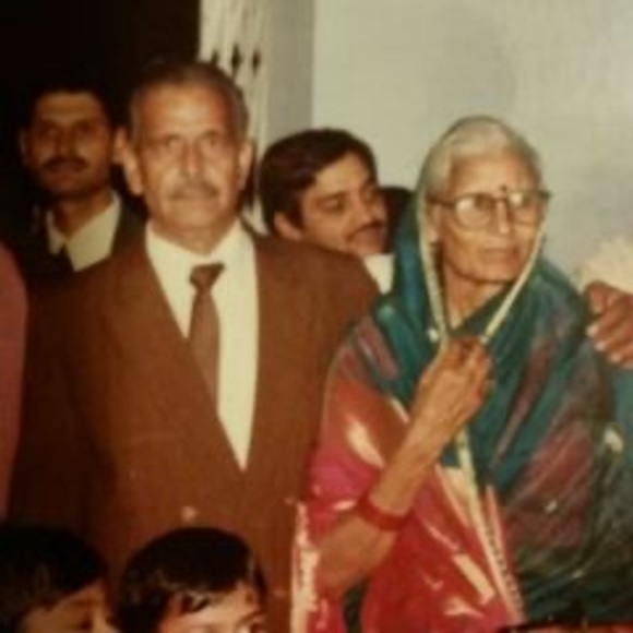 Profile Picture of Richa Tyagi (@gargricha32) on Poshmark