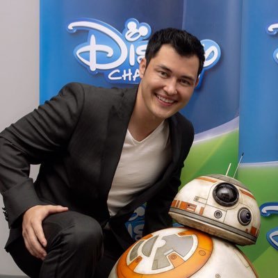 Profile Picture of Official Christopher Sean Fans (@ChrisSeanFans) on Twitter