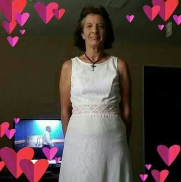 Profile Picture of Cecile Brunson (@brunsonc213) on Poshmark