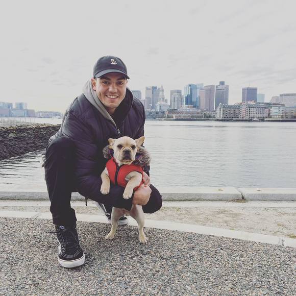 Profile Picture of Alex Palacios (@alexpalacios111) on Poshmark