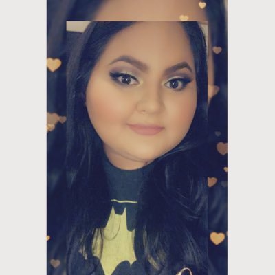 Profile Picture of Flora Padilla (@FloraPadilla17) on Twitter