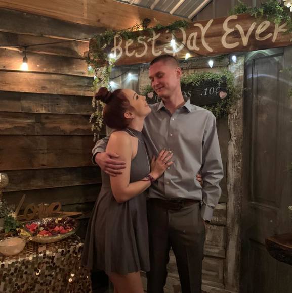 Profile Picture of Lindsay Kassel (@lkassel95) on Poshmark