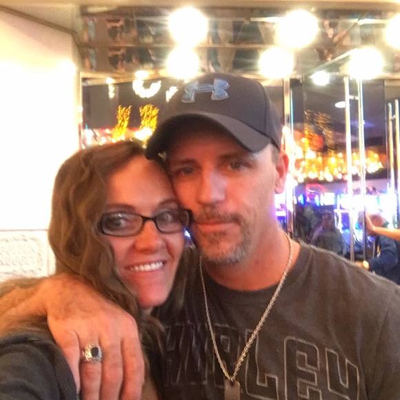 Profile Picture of Benjamin Anderson (@benjaminande408) on Poshmark