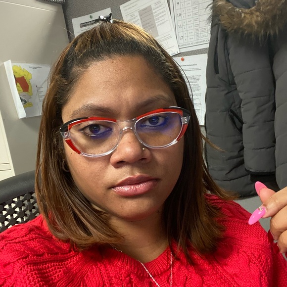 Profile Picture of Crystal Thomas laster (@cristhomas84) on Poshmark