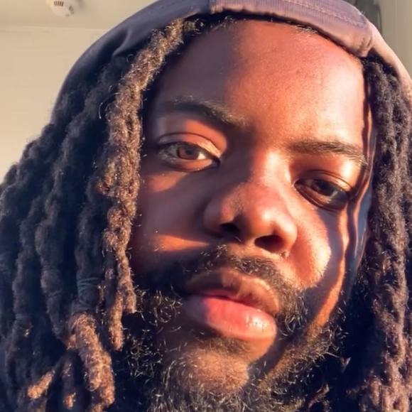 Profile Picture of Brandon Ayers (@bayers2649) on Poshmark