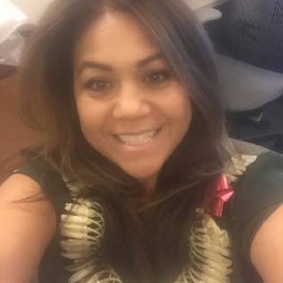 Profile Picture of Paulanne Asing (@pasing) on Poshmark
