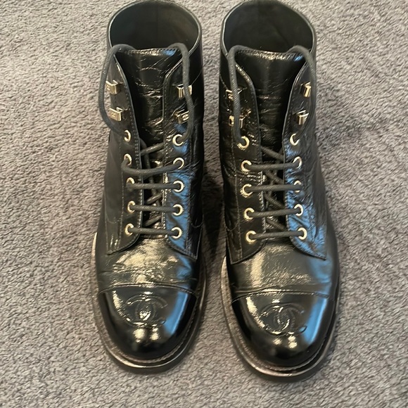 Profile Picture of Loretta Watt (@lorettawatstein) on Poshmark