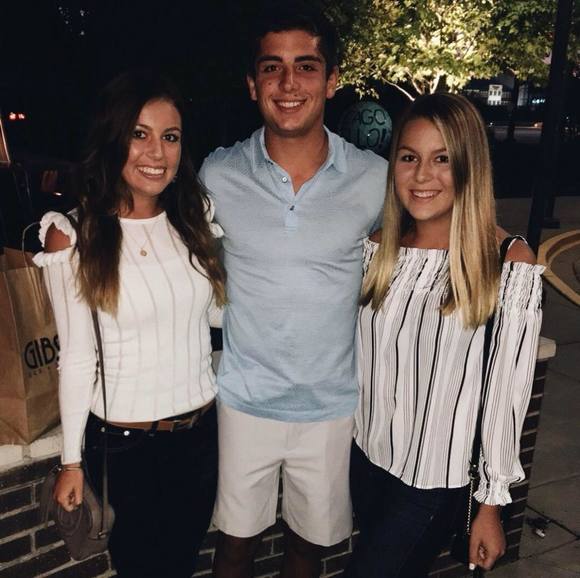 Profile Picture of Colin Chibe (@colinchibe21) on Poshmark