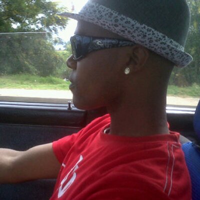 Profile Picture of Anthony O'Reilly (@Tony12OReilly) on Twitter