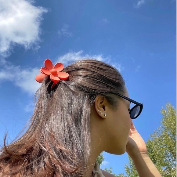 Riley Stupski - Poshmark Profile Picture of Riley Stupski (@ellecia2806) on Poshmark