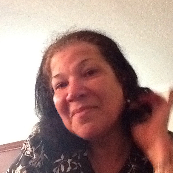 Profile Picture of Lonnelle Gibson (@lonnelle) on Poshmark