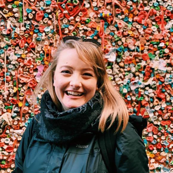 Olivia Goemans - Poshmark Profile Picture of Olivia Goemans (@oligoemans) on Poshmark