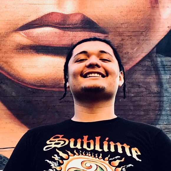 Profile Picture of Kenneth Granillo (@kennethgranillo) on Poshmark