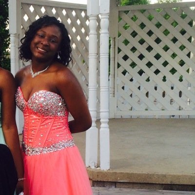 Profile Picture of Caitlin Marie (@CaitlinBooker23) on Twitter