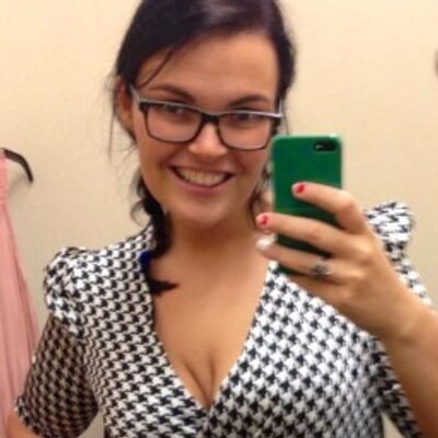 Profile Picture of Alicia Versteeg (@aliBAMA15) on Twitter