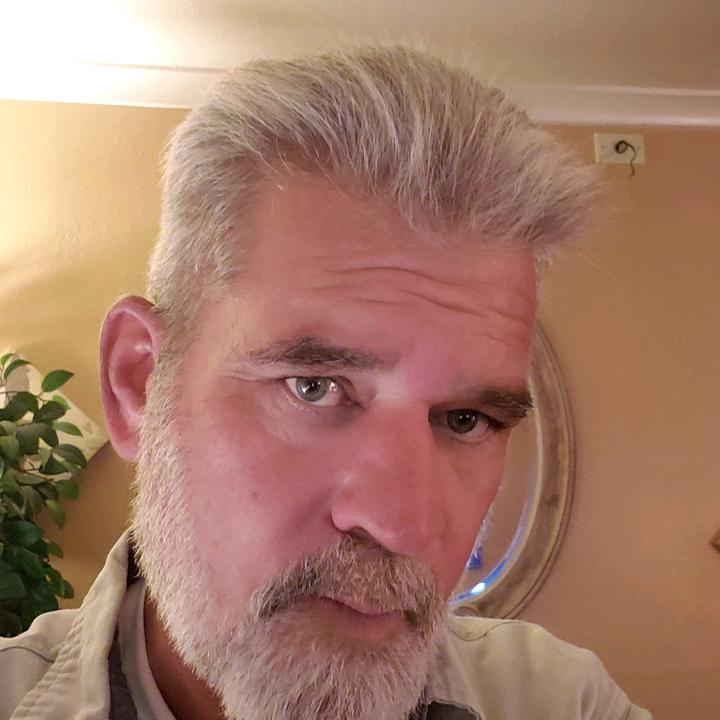Profile Picture of Steve Moller (@@st.moller) on Tiktok