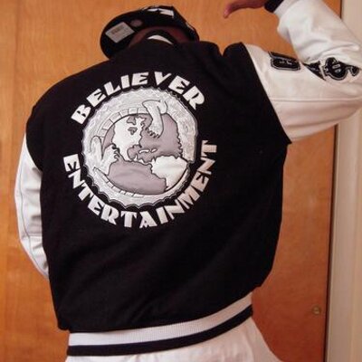 Profile Picture of Dry Ice (@DirtyDryIce) on Twitter