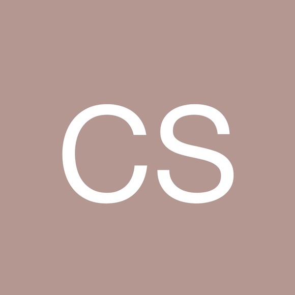 Profile Picture of Catherine Simpson (@csgoodcat) on Poshmark