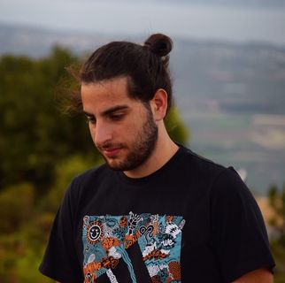 Profile Picture of Δημήτρης Ηλιάδης (@&) on Facebook