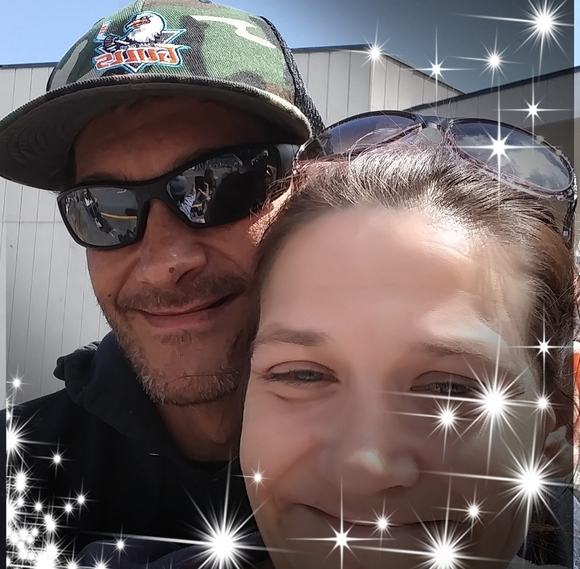 Profile Picture of Desirae Gray (@desirae_gray) on Poshmark