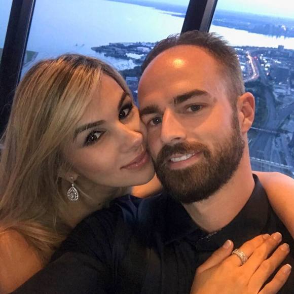 Marisa Seabra - Poshmark Profile Picture of Marisa Seabra (@marisaseabra) on Poshmark