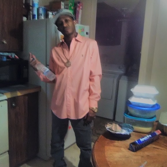 Profile Picture of Marcus Massey (@marcusmassey755) on Poshmark