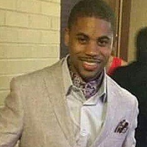 Profile Picture of Donald Devoise (@donalddevoise) on Poshmark