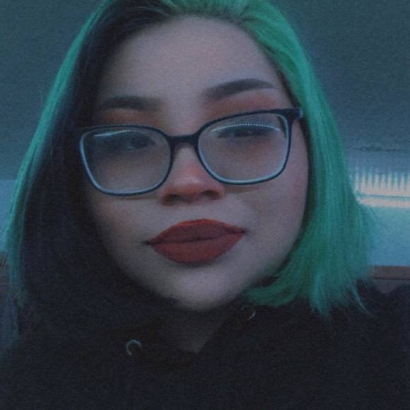 Profile Picture of Celia Matthews (@mistymazes) on Poshmark